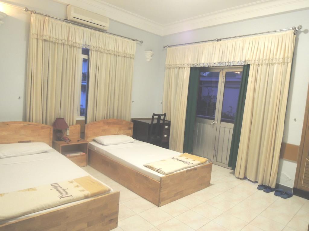 Phoenix Hotel Хюе Екстер'єр фото